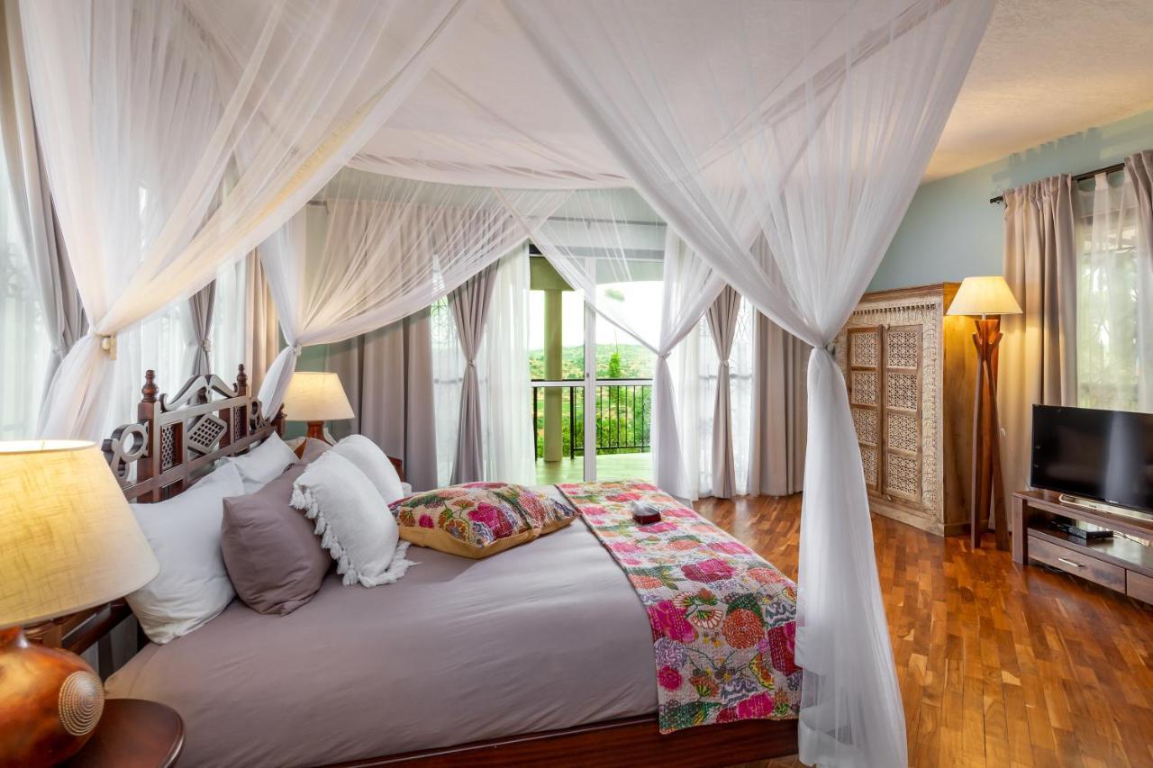 Bed and Breakfast Ewange - A Casa Mia à Kampala Extérieur photo